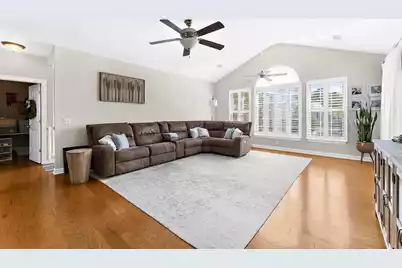 1471 Belcourt Lane, Mount Pleasant, SC 29466 - Photo 4