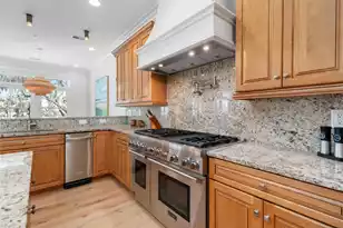 108 Fairbanks Oak Alley #201, Charleston, SC 29492 - Photo 22