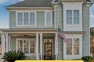 302 Hydrangea St, Summerville, SC 29483 - Photo 1