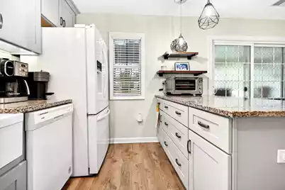 300 Yellow Hawthorn Circle, Summerville, SC 29483 - Photo 18