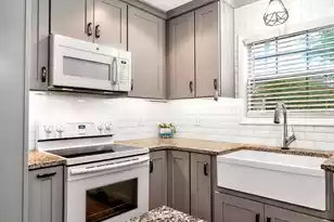 300 Yellow Hawthorn Cir, Summerville, SC 29483 - Photo 22