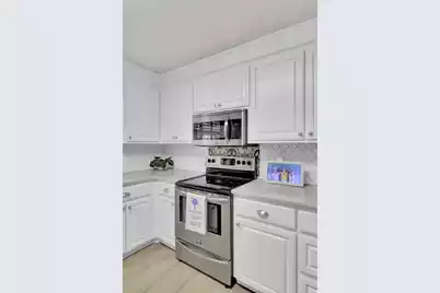 212 Thames Avenue, Summerville, SC 29485 - Photo 18