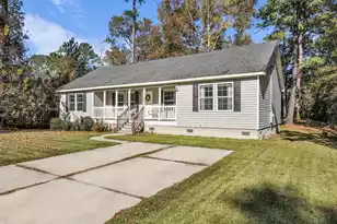 110 Kay St, Ridgeville, SC 29472 - Photo 1