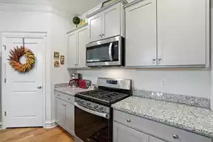 122 Oakwood Blvd, Summerville, SC 29486 - Photo 8