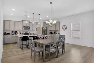 304 Surfbird Rd, Summerville, SC 29486 - Photo 8