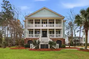 2296 Middlesex St, Mount Pleasant, SC 29466 - Photo 4