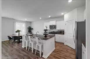 411 Bering Ln, Summerville, SC 29486 - Photo 2