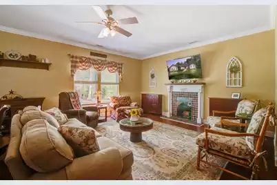 184 Columns Road, Summerville, SC 29483 - Photo 6