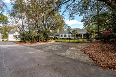 111 Carolina Avenue E, Summerville, SC 29483 - Photo 110