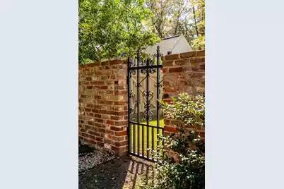 111 Carolina Avenue E, Summerville, SC 29483 - Photo 76