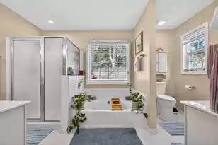 733 Woodland Pointe Pl, Mount Pleasant, SC 29464 - Photo 16