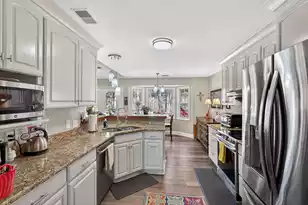 733 Woodland Pointe Pl, Mount Pleasant, SC 29464 - Photo 6