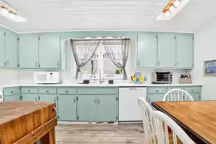 472 Myrtle Ave, Pawleys Island, SC 29585 - Photo 60