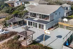 472 Myrtle Ave, Pawleys Island, SC 29585 - Photo 8