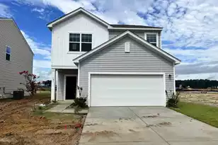 1018 Carriage Wood Cir, Ridgeville, SC 29472 - Photo 1