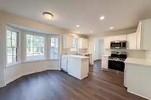102 Brailsford Rd, Summerville, SC 29485 - Photo 2