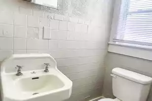 1902 Iris St, North Charleston, SC 29405 - Photo 8