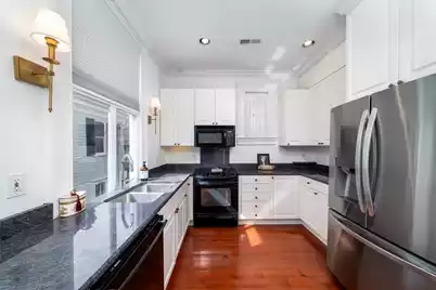 180 Broad Street #Apt C, Charleston, SC 29401 - Photo 10
