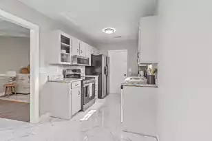 7774 Ginger Ln, North Charleston, SC 29420 - Photo 4