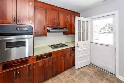 903 Yorktown Drive, Charleston, SC 29412 - Photo 6