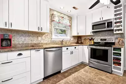 821 Palmetto Street N, Summerville, SC 29483 - Photo 24