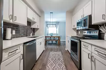 1138 Village Creek ##3, Mount Pleasant, SC 29464 - Photo 4