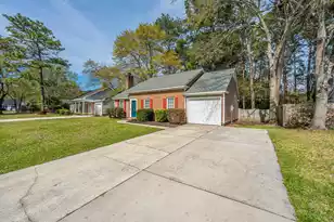 103 York Pl, Goose Creek, SC 29445 - Photo 2