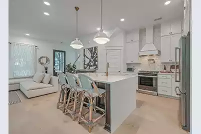 1032 Avenue Of Oaks, Charleston, SC 29407 - Photo 2