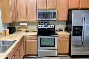211 Hemingway Cir, Summerville, SC 29483 - Photo 4