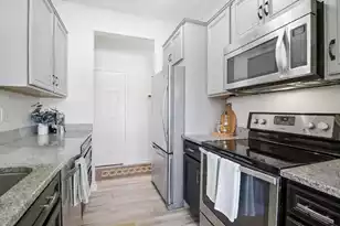 2315 Chatelain Way, Mount Pleasant, SC 29464 - Photo 14