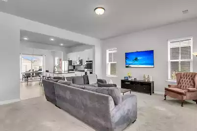 608 Blueway Avenue, Summerville, SC 29486 - Photo 12