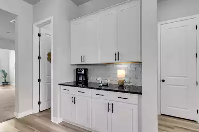 608 Blueway Avenue, Summerville, SC 29486 - Photo 18