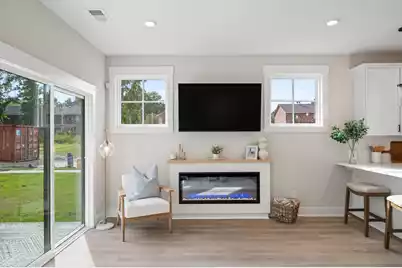 336 Bremerton Drive Drive, Goose Creek, SC 29445 - Photo 8