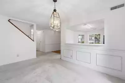 1364 Center Lake Drive, Mount Pleasant, SC 29464 - Photo 8