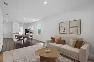 1016 Carriage Wood Cir, Ridgeville, SC 29472 - Photo 2