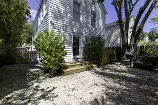 33 Bogard St, Charleston, SC 29403 - Photo 4