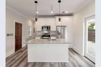 400 Sumter Street, Charleston, SC 29403 - Photo 8