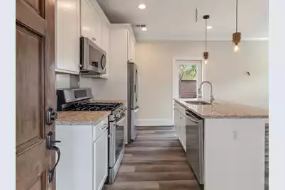 400 Sumter Street, Charleston, SC 29403 - Photo 6