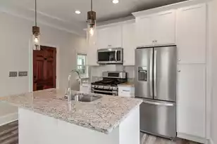 400 Sumter St, Charleston, SC 29403 - Photo 10