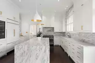 21 New St, Charleston, SC 29401 - Photo 22