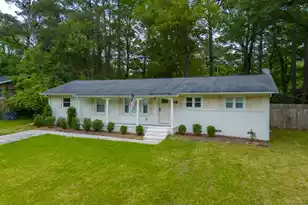 308 Forest Cir, Summerville, SC 29483 - Photo 4