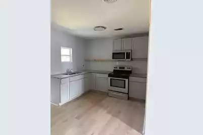 1630 Larry Street, North Charleston, SC 29406 - Photo 2