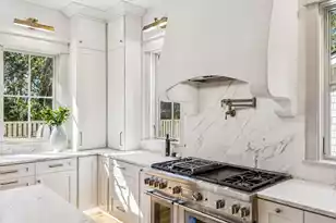 1335 Erckmann Dr, Mount Pleasant, SC 29464 - Photo 24