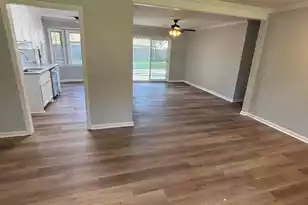 7719 Mendelwood Dr, North Charleston, SC 29418 - Photo 2