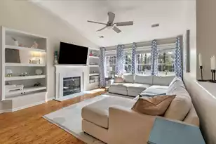 525 Pointe of Oaks Rd, Summerville, SC 29485 - Photo 10