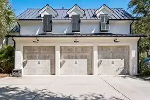 922 McCants Dr, Mount Pleasant, SC 29464 - Photo 96