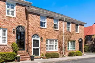 12 George St, Charleston, SC 29401 - Photo 1