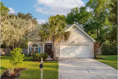 733 Ginglis Way, Mount Pleasant, SC 29464 - Photo 1