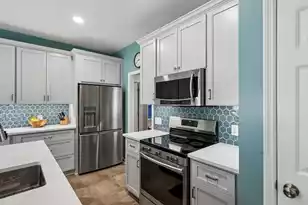 733 Ginglis Way, Mount Pleasant, SC 29464 - Photo 14