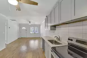 767 Bermuda St, Charleston, SC 29412 - Photo 8